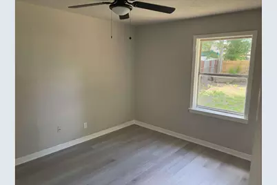 5934 Southtown Street, Houston, TX 77033 - Photo 15