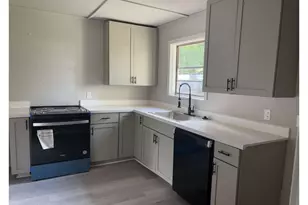 5934 Southtown St, Houston, TX 77033 - Photo 5