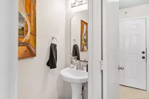 12707 Sandbur Valley Way, Houston, TX 77045 - Photo 5
