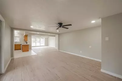 5874 Reed Road, Houston, TX 77033 - Photo 3