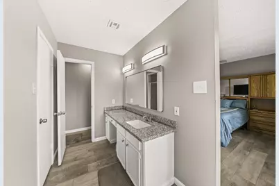 9911 Sageaspen Lane, Houston, TX 77089 - Photo 15