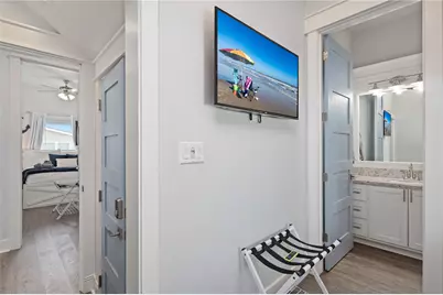 997 S Redfish Street, Crystal Beach, TX 77650 - Photo 21