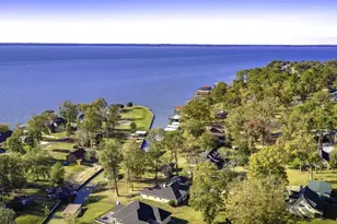 411 Resort Dr, Livingston, TX 77351 - Photo 1