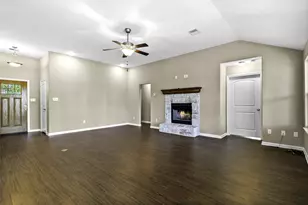 411 Resort Dr, Livingston, TX 77351 - Photo 11