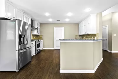 411 Resort Dr, Livingston, TX 77351 - Photo 19