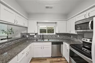 17734 Seven Pines Dr, Spring, TX 77379 - Photo 9