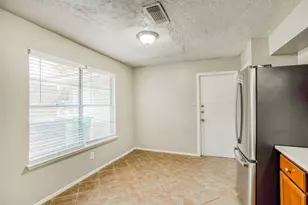 8403 Quail Burg Ln, Houston, TX 77489 - Photo 7