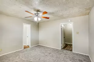 8403 Quail Burg Ln, Houston, TX 77489 - Photo 11