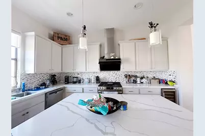 939 Queen Annes Road, Houston, TX 77024 - Photo 17