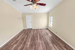 1152 Van Sant, Gilchrist, TX 77617 - Photo 17