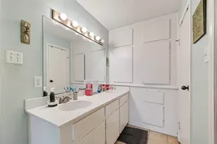12811 Hidden Castle Dr, Houston, TX 77015 - Photo 17