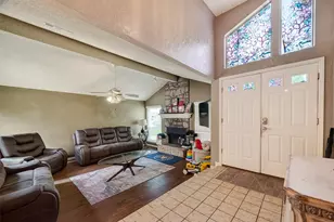 12811 Hidden Castle Dr, Houston, TX 77015 - Photo 3