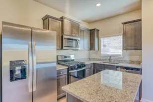 409 Mustang Trot Dr, Katy, TX 77493 - Photo 7
