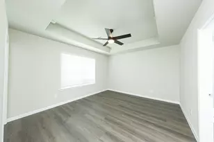 9209 Crestone Peak Dr, Willis, TX 77318 - Photo 13