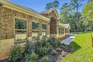 179 Copperleaf Rd, Huntsville, TX 77340 - Photo 3