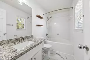 1421 W 26th St, Houston, TX 77008 - Photo 13