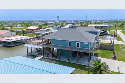 1126 Island Boulevard, Crystal Beach, TX 77650 - Photo 43