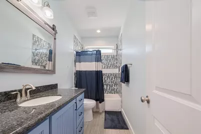 1126 Island Boulevard, Crystal Beach, TX 77650 - Photo 27