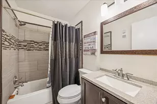 6317 Peacock Hills Dr, Houston, TX 77035 - Photo 11