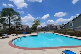 6317 Peacock Hills Dr, Houston, TX 77035 - Photo 13
