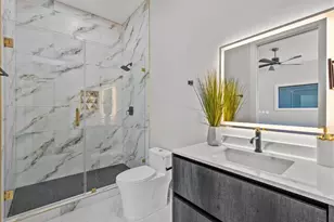 516 Reinerman St, Houston, TX 77007 - Photo 39