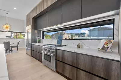 516 Reinerman Street, Houston, TX 77007 - Photo 15