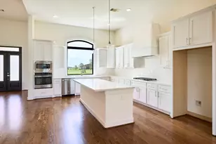 7911 Stratford Hall Dr, Rosharon, TX 77583 - Photo 7