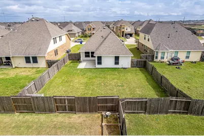 218 San Marcos Drive, Baytown, TX 77523 - Photo 5