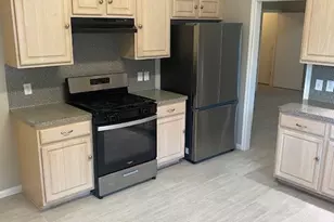 13543 Ambrose St, Houston, TX 77045 - Photo 7