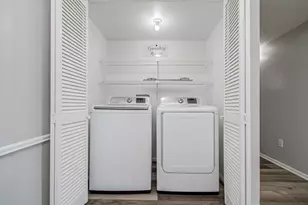 10101 S Gessner Rd, Houston, TX 77071 - Photo 25