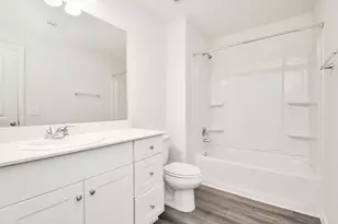 7810 Carrotwood Ct, Houston, TX 77049 - Photo 31