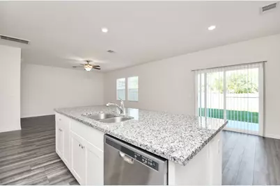 7810 Carrotwood Court, Houston, TX 77049 - Photo 5