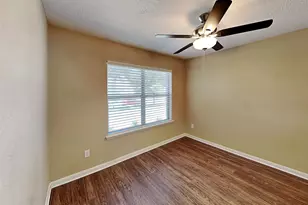 3030 Legends York Dr, Spring, TX 77386 - Photo 17