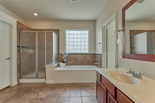 66 W Frontera Cir, The Woodlands, TX 77382 - Photo 21