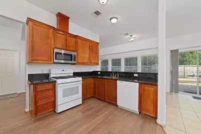 3727 Idaho Street, Houston, TX 77021 - Photo 9
