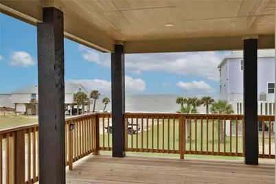 13031 Jolly Roger Drive, Freeport, TX 77541 - Photo 9