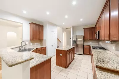 511 Silver Creek Circle, Richmond, TX 77406 - Photo 9