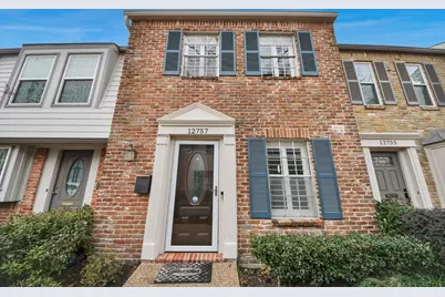 12757 S Huntingwick Drive S #142, Houston, TX 77024 - Photo 3
