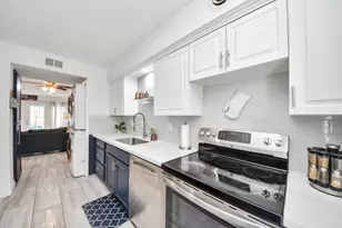 12757 S Huntingwick Dr S, Houston, TX 77024 - Photo 13