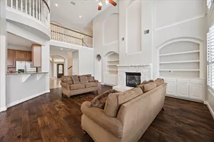 14126 Bloomingdale Manor Dr, Cypress, TX 77429 - Photo 11