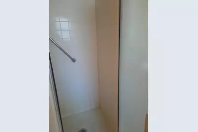 11322 Oak Spring Drive, Houston, TX 77043 - Photo 17