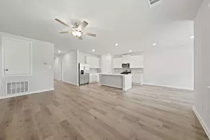 3609 Crawford St, Bay City, TX 77414 - Photo 11