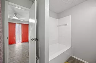 10066 Sharpton Dr, Houston, TX 77038 - Photo 17