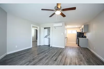 5201 Crawford Street #5, Houston, TX 77004 - Photo 1
