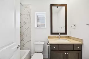1243 W 15th 1/2 St, Houston, TX 77008 - Photo 21