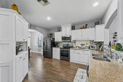 19545 Crosby Eastgate Road, Crosby, TX 77532 - Photo 3