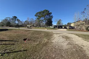 11224 Creek Meadow Dr, Willis, TX 77378 - Photo 5