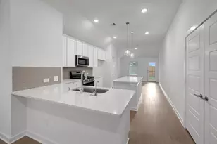 10318 Navarro Path, Montgomery, TX 77316 - Photo 3