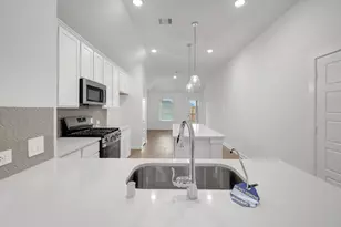 10318 Navarro Path, Montgomery, TX 77316 - Photo 13