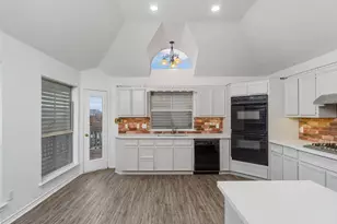 547 Pompano St, Bayou Vista, TX 77563 - Photo 15